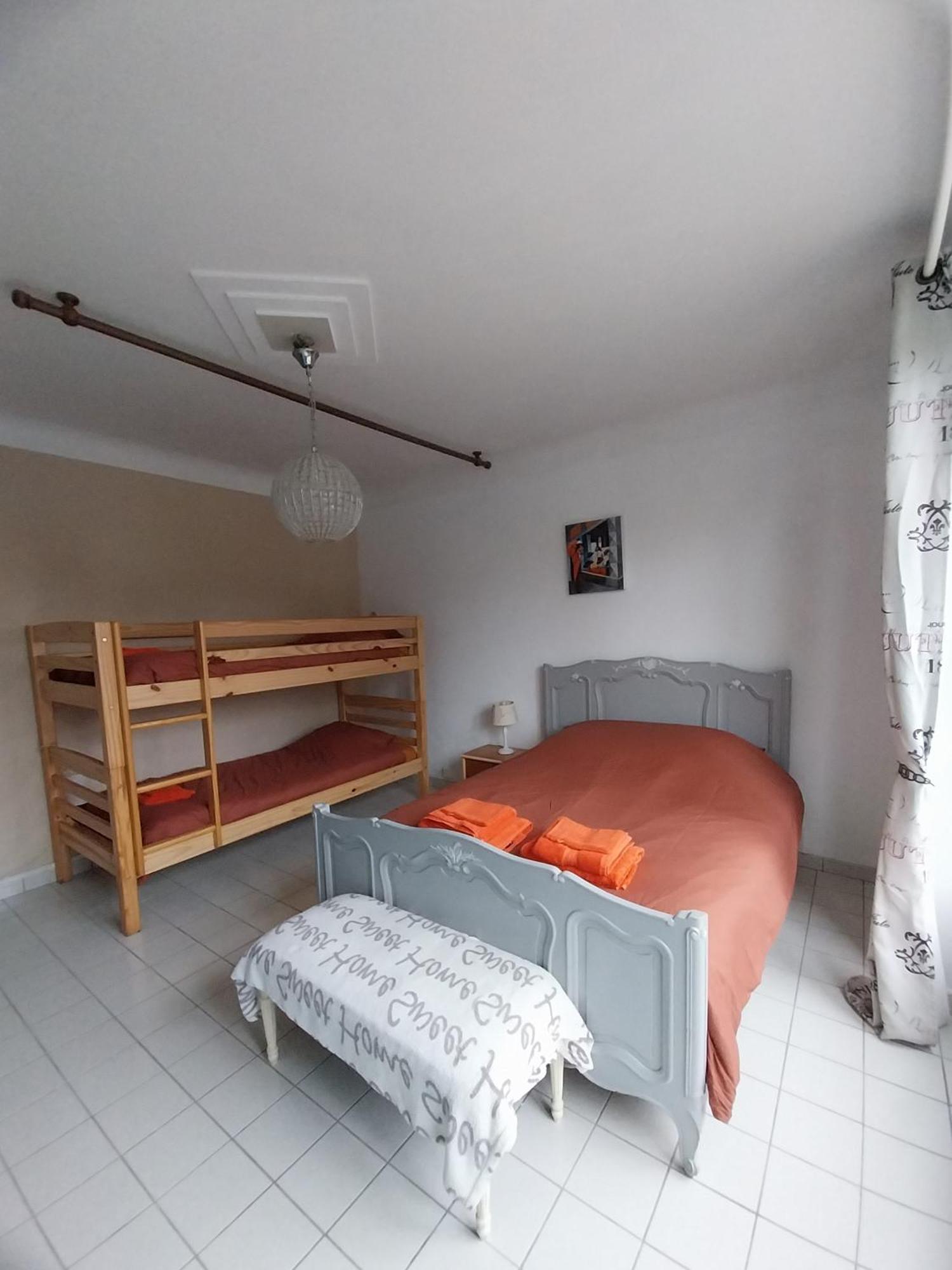 Maison Familiale Proche De La Mer Lancieux Exteriér fotografie